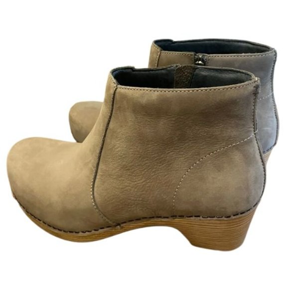 DANSKO Women's Maria Professional Taupe Suede Heeled Mule Ankle Bootie 40 9.5/10 - Picture 8 of 16